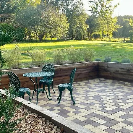 At Belle Vallee アパート *